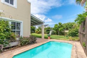 Family Escape In Secure Eco Estate
